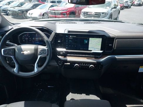New 2026 Chevrolet Silverado 1500 LT AWD/4WD image 12