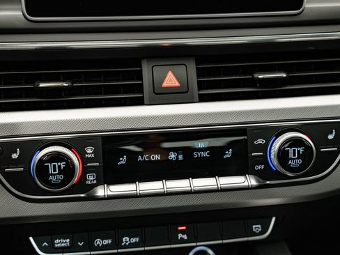 Used 2018 Audi A4 2.0T Premium Plus w/ Premium Plus Package AWD/4WD image 34