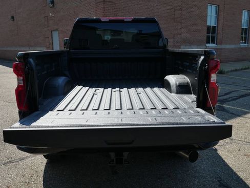New 2026 Chevrolet Silverado 2500 Custom w/ Custom Value Package AWD/4WD image 10