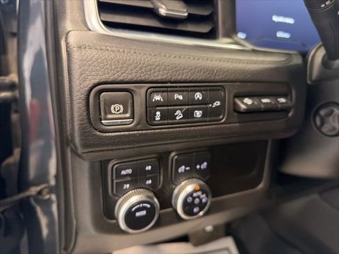 Used 2022 GMC Yukon Denali AWD/4WD image 26