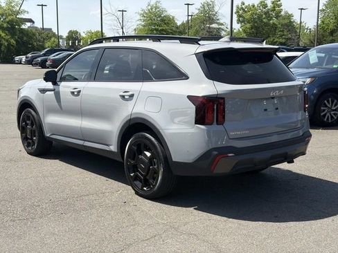 Used 2024 Kia Sorento SX AWD/4WD image 4