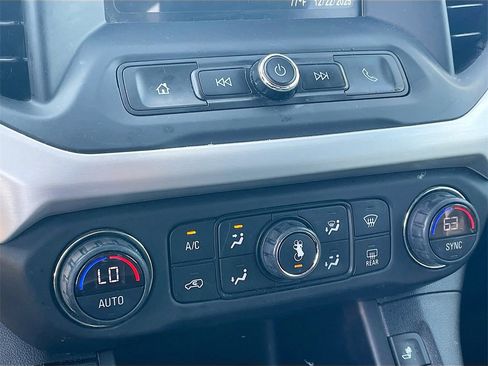 Used 2019 GMC Acadia SLE image 13