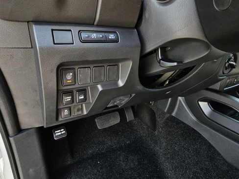 New 2026 Nissan Frontier S image 11