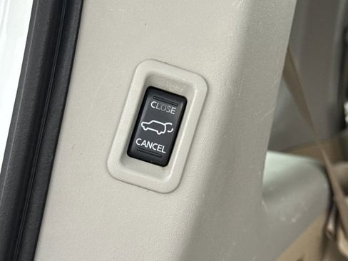 Used 2011 Nissan Armada Platinum w/ 2nd Row Captain Seat Pkg image 14