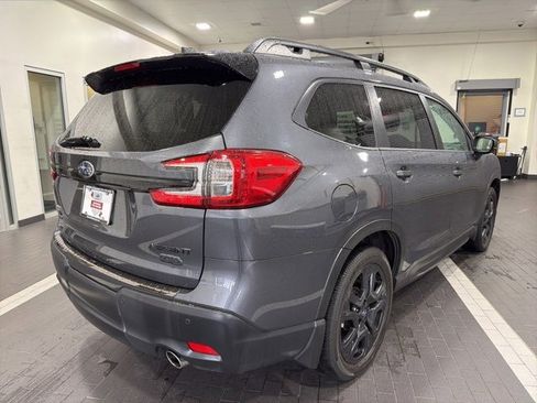 Used 2024 Subaru Ascent Onyx Edition image 5