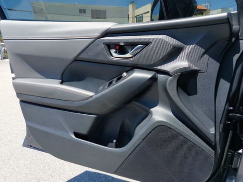 Certified 2024 Subaru Crosstrek 2.5i Limited w/ Crosstrek Mirror Package AWD/4WD image 25