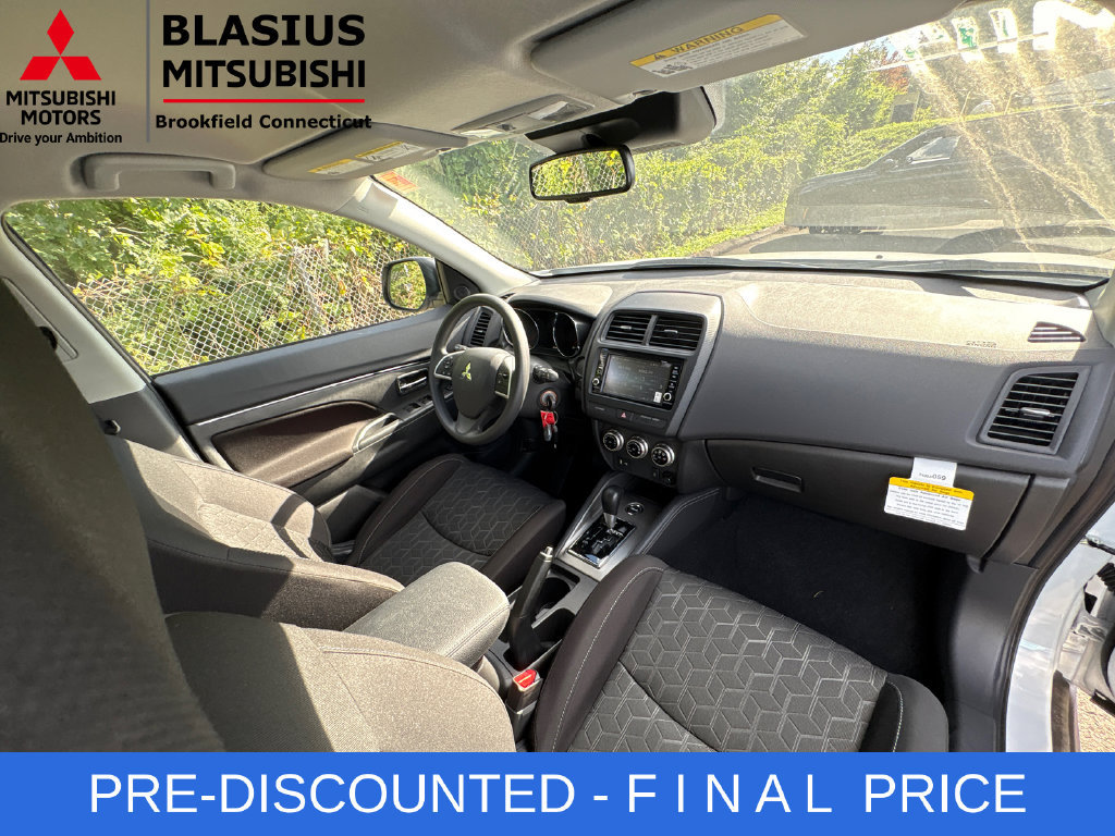 Used 2025 Mitsubishi Outlander Sport ES AWD/4WD image 49