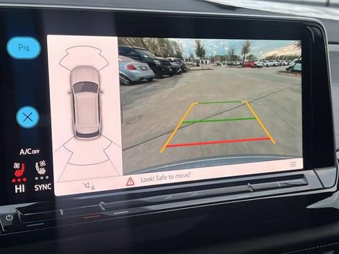 New 2026 Volkswagen Atlas Cross Sport SE image 20