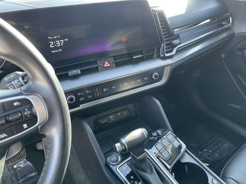 Certified 2023 Kia Sportage SX image 14