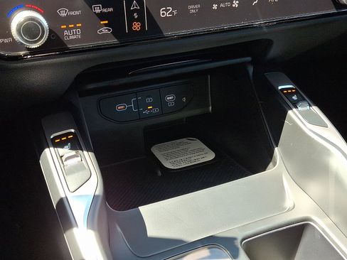 New 2026 Kia Sorento EX AWD/4WD image 16