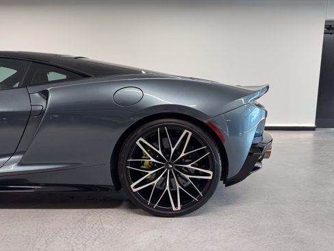 Used 2023 McLaren GT RWD image 8