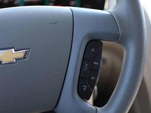 Used 2017 Chevrolet Traverse LS FWD image 15