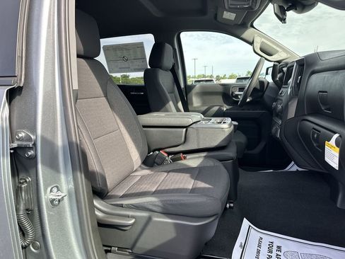 New 2026 Chevrolet Silverado 1500 Custom w/ Turbomax Blackout Package AWD/4WD image 28