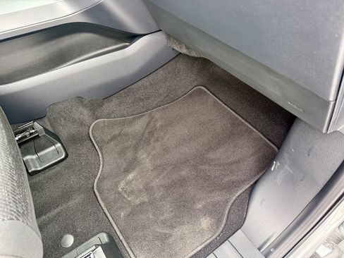 Certified 2025 Ford F150 XLT w/ Equipment Group 302A MID image 17