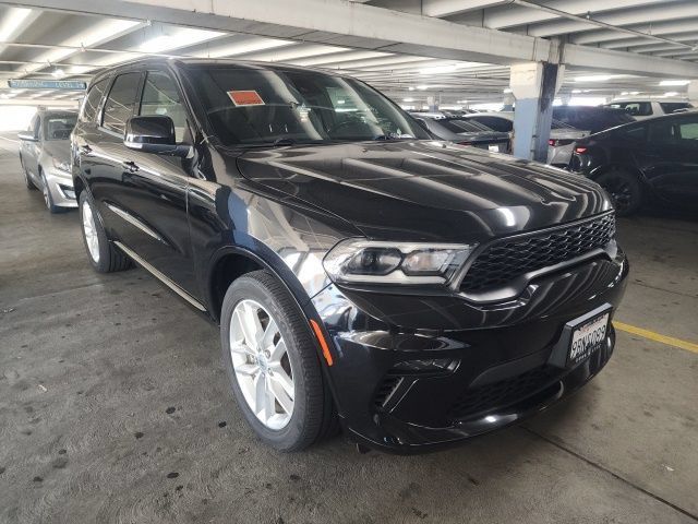 Used 2022 Dodge Durango GT RWD image 2