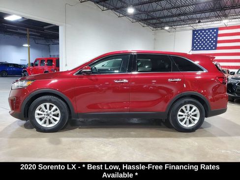 Used 2020 Kia Sorento LX FWD image 12