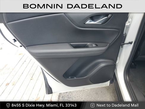 Used 2022 Chevrolet Blazer Premier image 11
