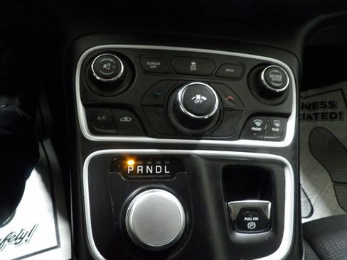 Used 2017 Chrysler 200 LX FWD image 12