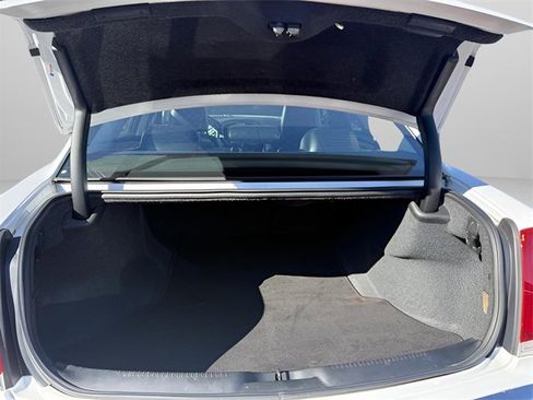 Used 2019 Chrysler 300 Limited image 7