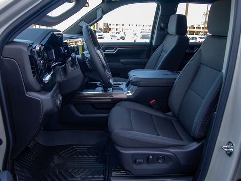 New 2026 Chevrolet Silverado 1500 RST AWD/4WD image 12