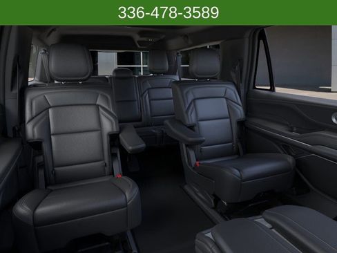 New 2026 Lincoln Navigator L Reserve w/ Jet Appearance Package AWD/4WD image 11