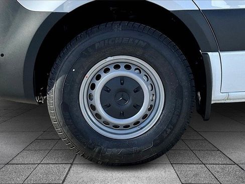 New 2026 Mercedes-Benz Sprinter 2500 image 15