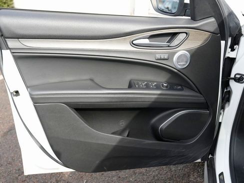 Used 2019 Alfa Romeo Stelvio Ti image 26