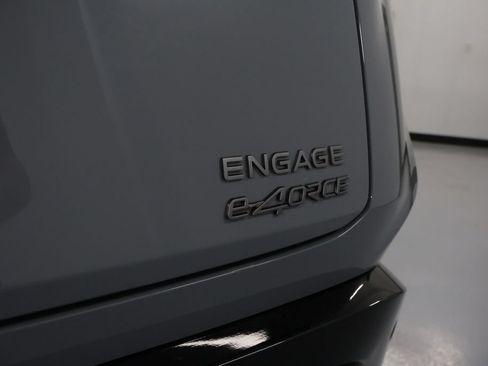 Used 2024 Nissan Ariya AWD image 11