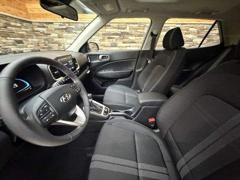 New 2026 Hyundai Venue SEL image 11