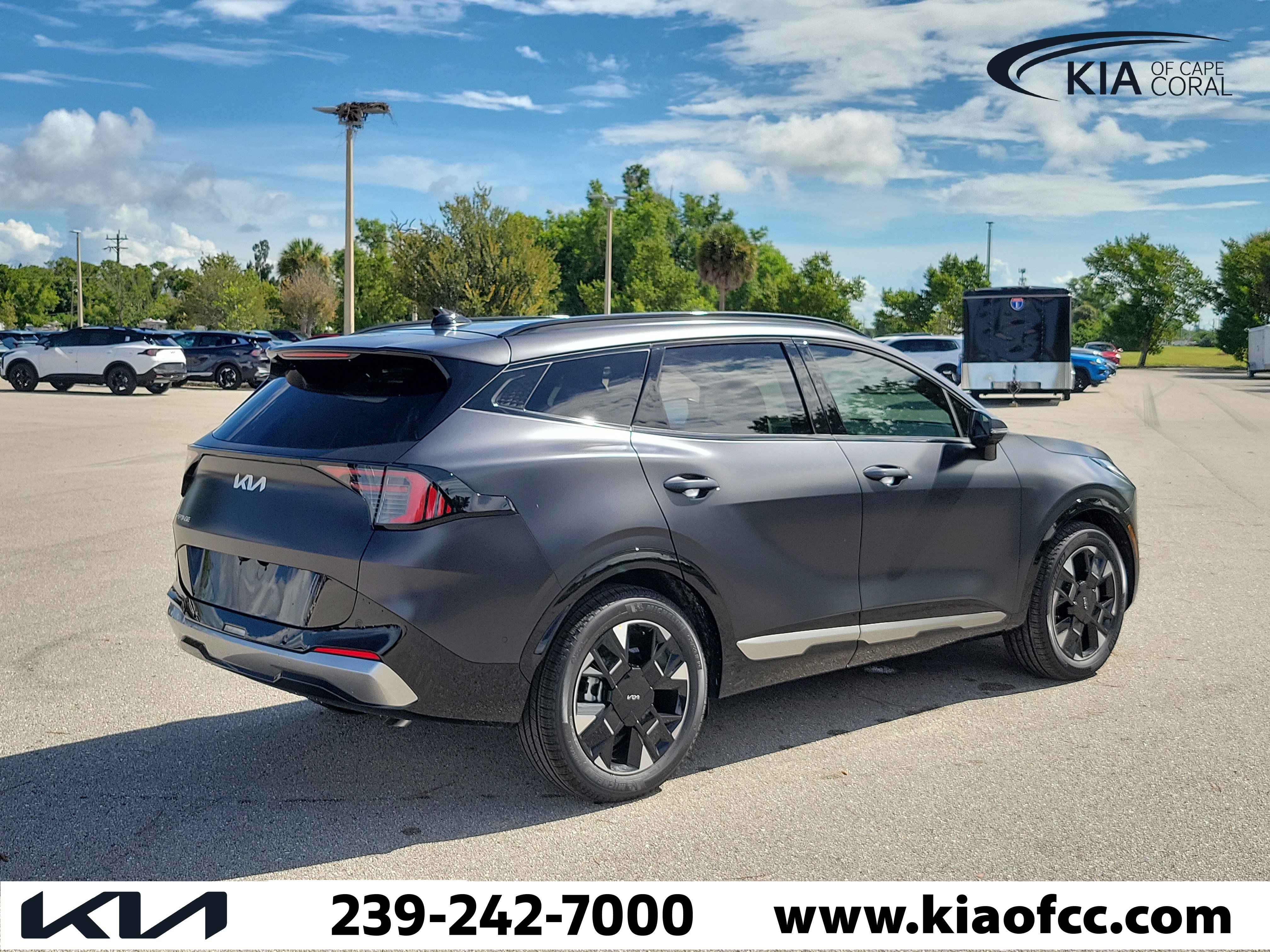 New 2026 Kia Sportage SX FWD image 6