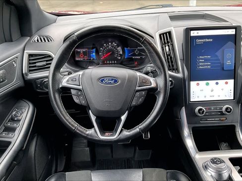 Used 2022 Ford Edge ST w/ Equipment Group 401A image 5