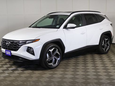 Certified 2024 Hyundai Tucson SEL w/ Convenience Package FWD image 9