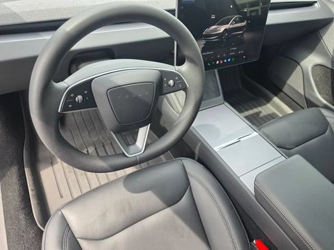 Used 2025 Tesla Model 3 Long Range RWD image 22