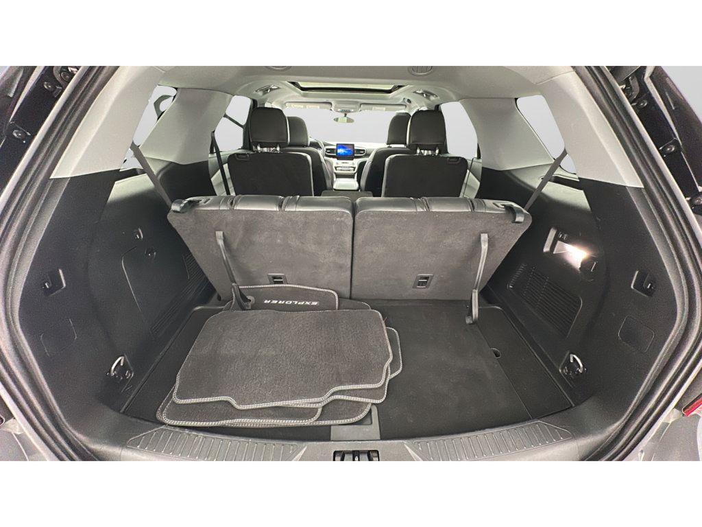 Used 2024 Ford Explorer XLT w/ Equipment Group 202A AWD/4WD image 22