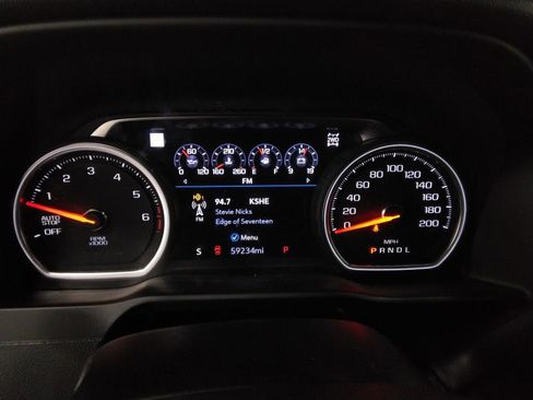 Used 2019 Chevrolet Silverado 1500 High Country image 13