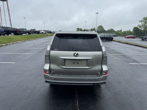 Used 2023 Lexus GX 460 Premium image 4