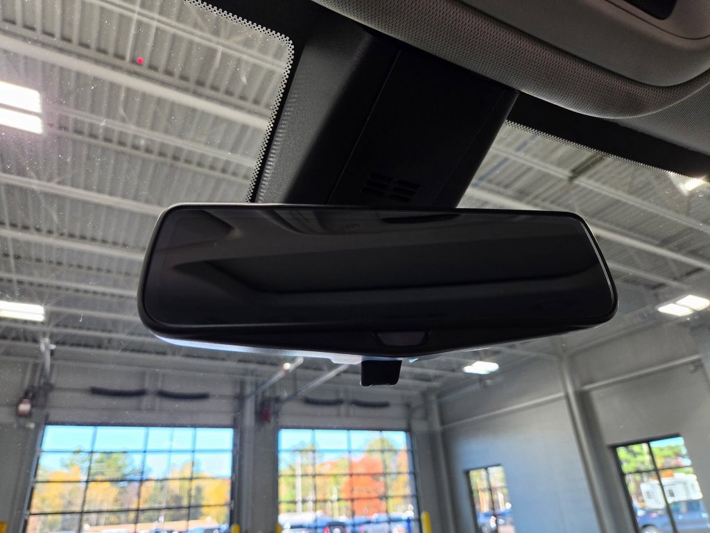 Used 2020 Chevrolet Traverse High Country w/ LPO, Floor Liner Package AWD/4WD image 58