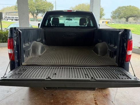 Used 2006 Ford F150 STX image 15