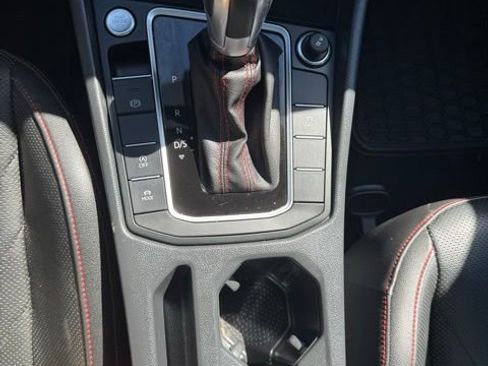 Used 2019 Volkswagen Jetta GLI Autobahn FWD image 22