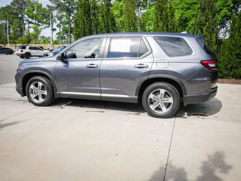 Certified 2025 Honda Pilot EX-L image 7