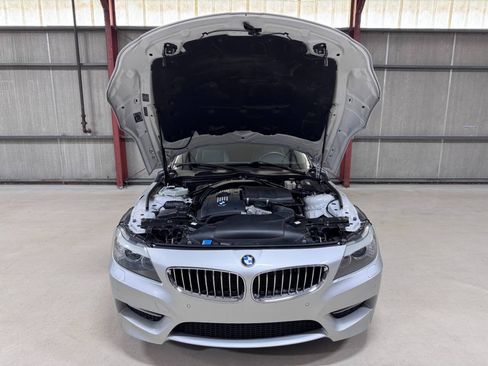 Used 2011 BMW Z4 sDrive35is RWD image 30