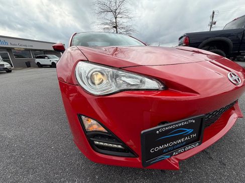 Used 2014 Scion FR-S image 13