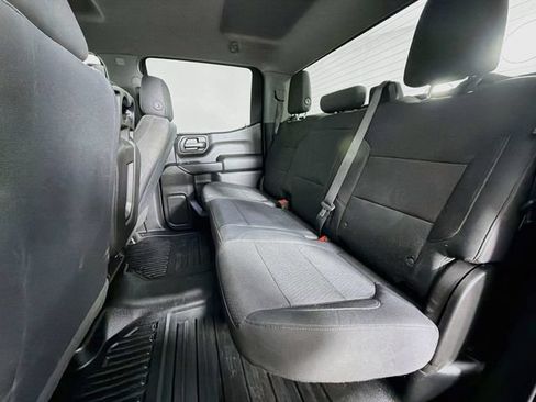 Used 2019 GMC Sierra 1500 4x4 Crew Cab w/ Convenience Package image 23