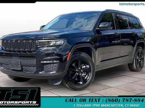 Used 2022 Jeep Grand Cherokee L Limited w/ Black Appearance Package AWD/4WD image 1