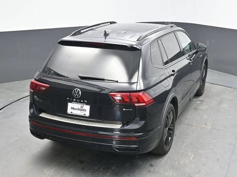 Used 2022 Volkswagen Tiguan SE R-Line AWD/4WD image 22