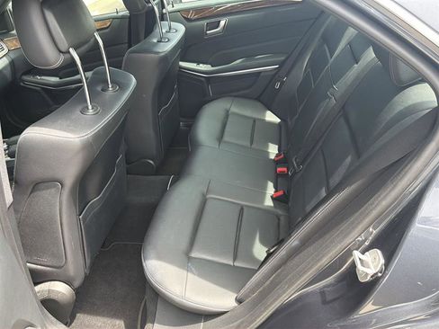 Used 2014 Mercedes-Benz E 350 4MATIC Sedan image 14