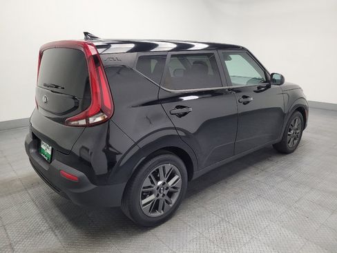 Used 2021 Kia Soul S FWD image 10