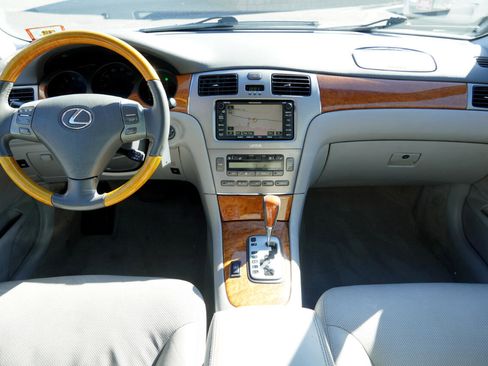 Used 2006 Lexus ES 330 image 12