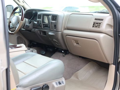 Used 2003 Ford Excursion Eddie Bauer image 21