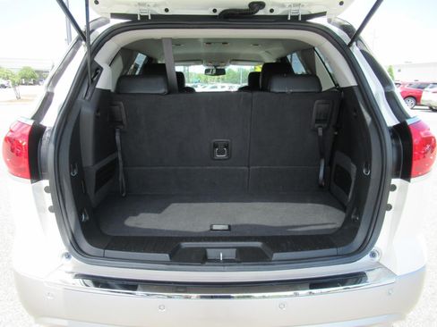 Used 2012 Buick Enclave Leather FWD image 37